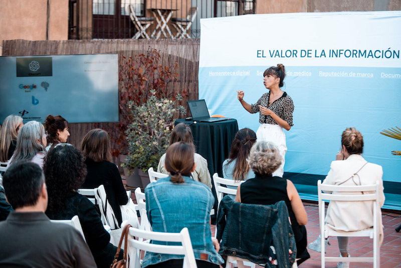 Formación de MyNews con Susana Pérez-Soler y el Col·legi de Periodistes de Catalunya sobre la sobre IA en medios de comunicación.